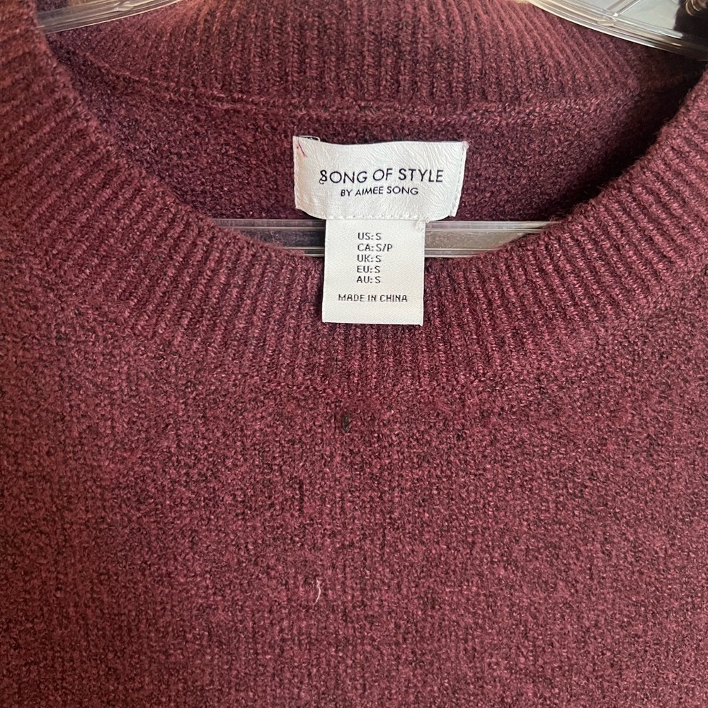 Burgundy Sleeveless Knit Top - Picture 2 of 3